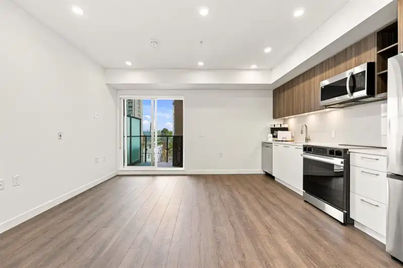 233 82 FIRST STREET - photo 1 of 15