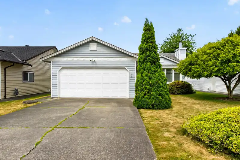 11957 237A STREET - photo 1 of 35