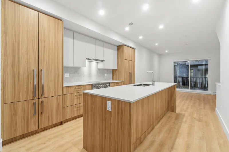 107 2320 EMERY COURT - photo 3 of 14