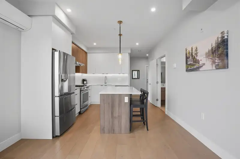 301 4686 51 STREET - photo 3 of 39