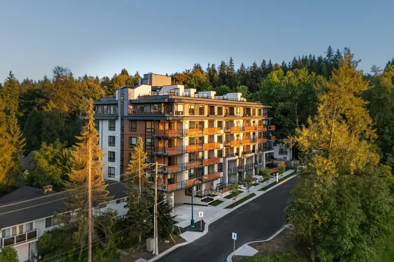 111 150 JAMES ROAD - photo 1 of 21