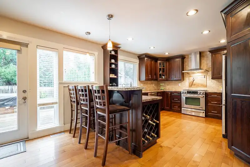 1142 161A STREET - photo 3 of 40