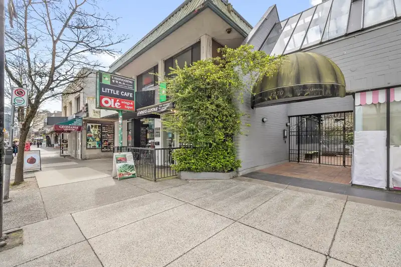 611 1270 ROBSON STREET - photo 4 of 33