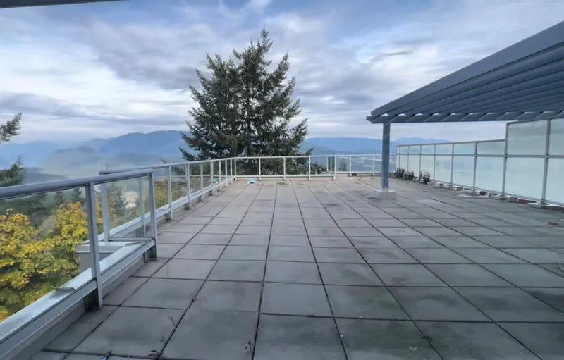 803 9262 UNIVERSITY CRESCENT - photo 1 of 15