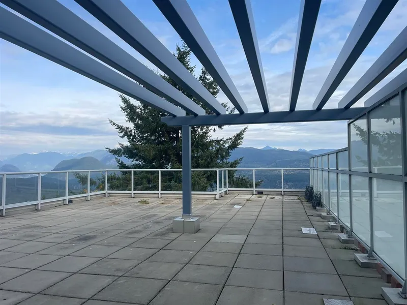 803 9262 UNIVERSITY CRESCENT - photo 2 of 15