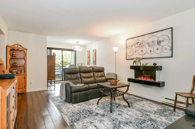 111 17661 58A AVENUE - photo 2 of 29