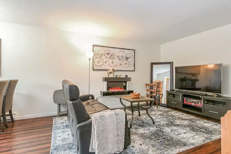 111 17661 58A AVENUE - photo 3 of 29