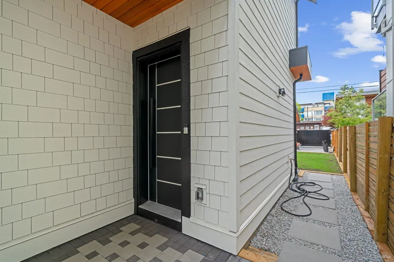 2 4463 WALDEN STREET - photo 4 of 25