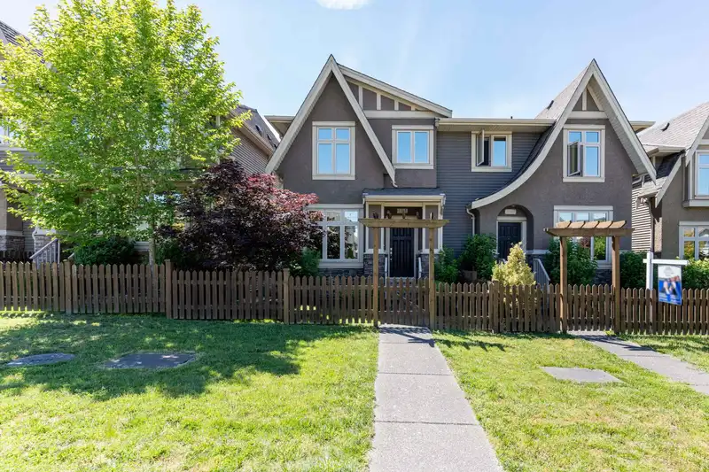 6741 184 STREET - photo 1 of 40