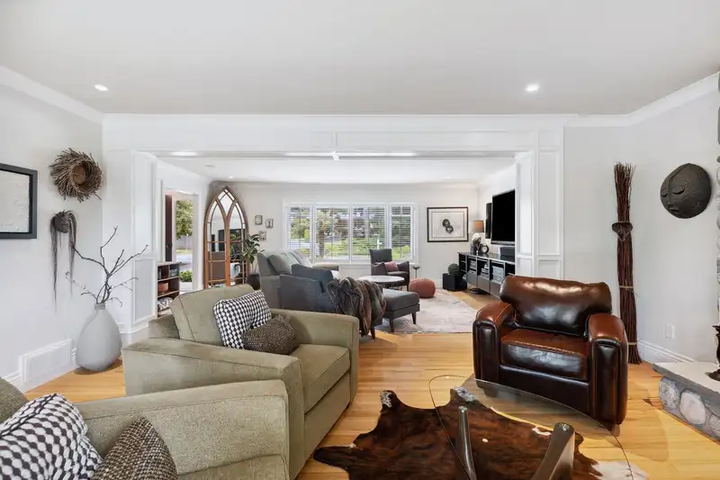 4081 RUBY AVENUE - photo 2 of 40