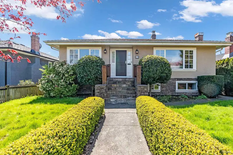 3178 W 16TH AVENUE - photo 1 of 39