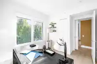 2069 E 1ST AVENUE - thumbnail 21