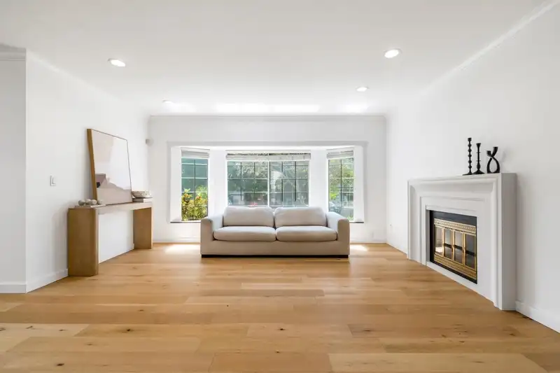 1611 E 57TH AVENUE - photo 2 of 29