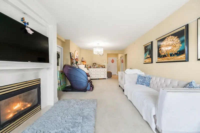 1204 5775 HAMPTON PLACE - photo 4 of 25