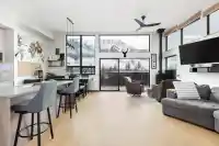 50 4000 SUNSTONE WAY - thumbnail 1