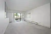 302 214 E 15TH STREET - thumbnail 3