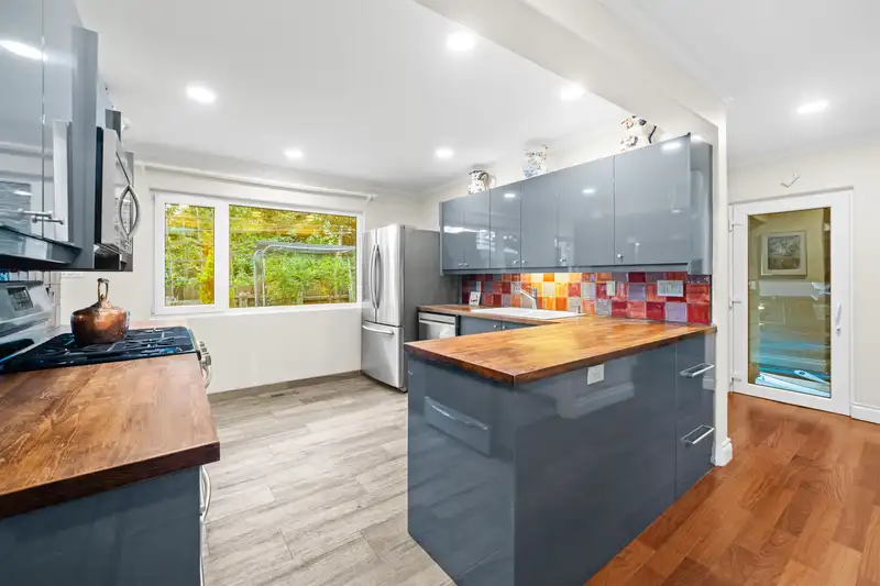 6775 MARINE DRIVE - photo 3 of 37