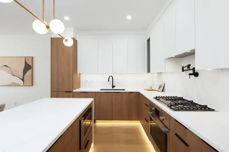102 901 EDGAR AVENUE - photo 3 of 24