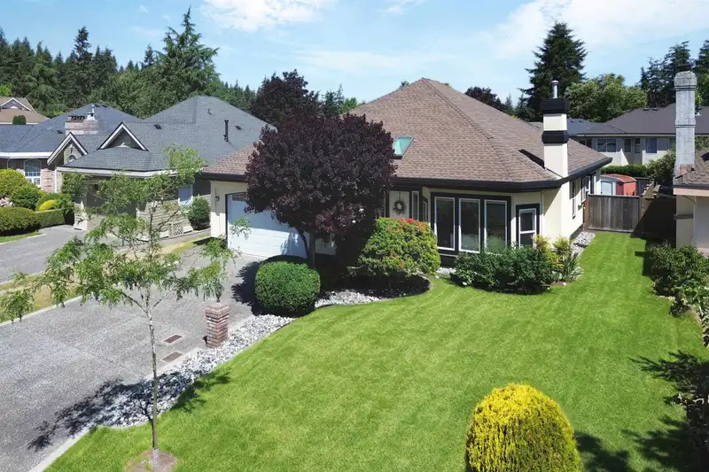 14917 24A AVENUE - photo 3 of 35