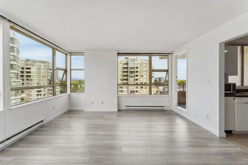 1105 8238 SABA ROAD - photo 3 of 18