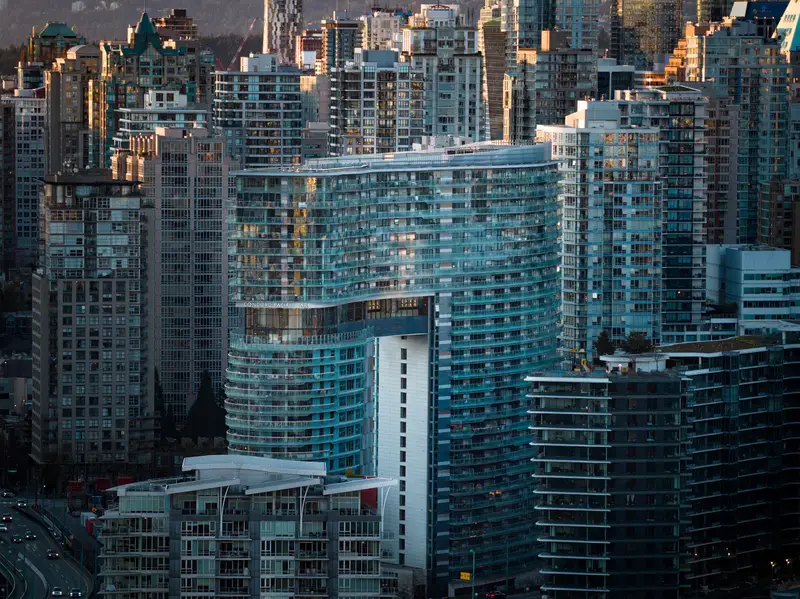 2004 89 NELSON STREET - photo 2 of 25