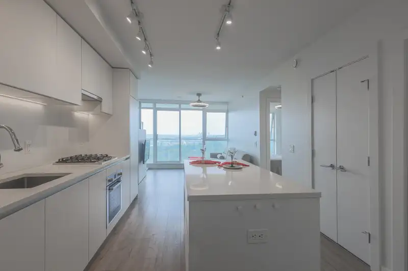 1906 652 WHITING WAY - photo 2 of 33