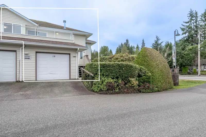 18 5610 TRAIL AVENUE - photo 1 of 36