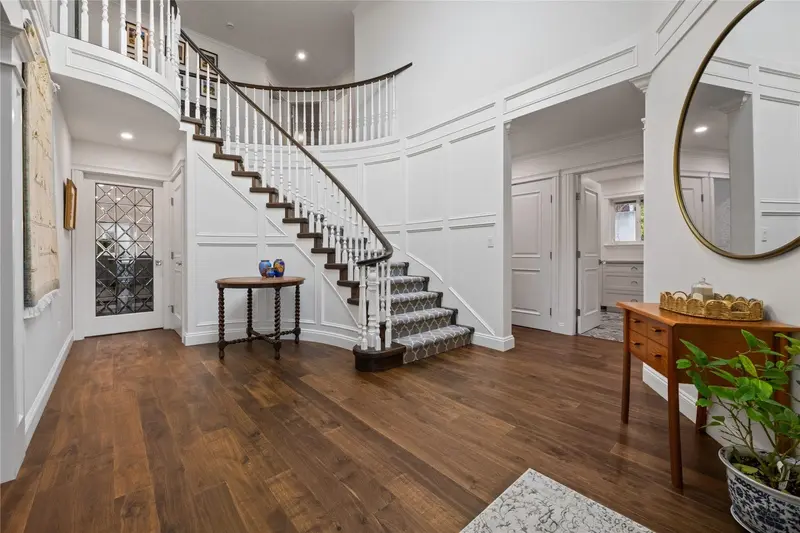 226 WOODDALE ROAD - photo 3 of 25