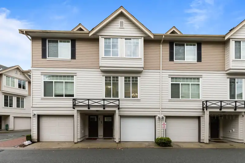 43 15399 GUILDFORD DRIVE - photo 1 of 40