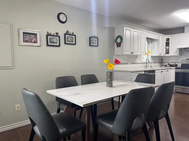 5142 MANOR STREET - photo 2 of 18
