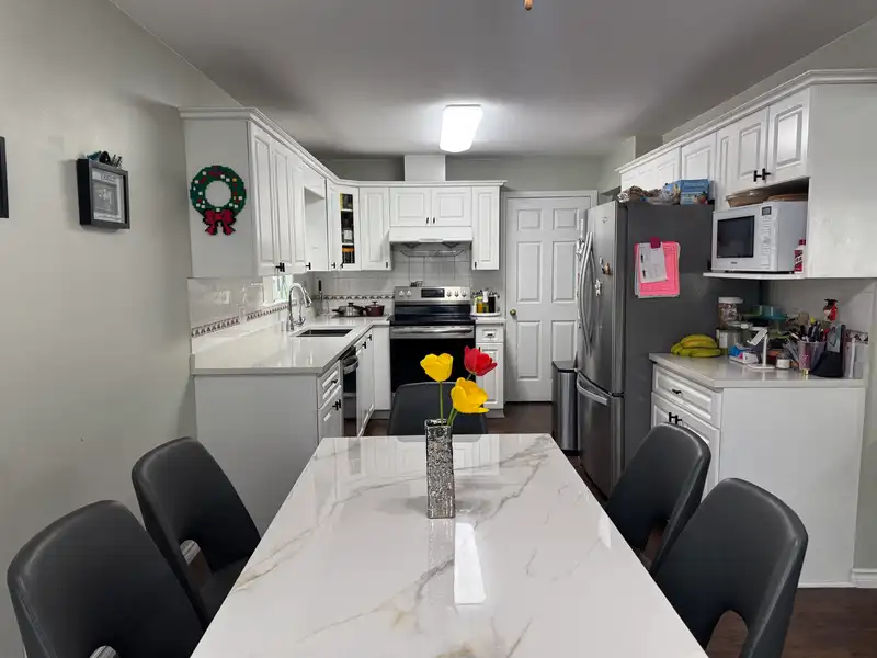 5142 MANOR STREET - photo 3 of 18