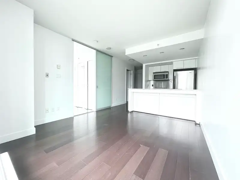 2104 1255 SEYMOUR STREET - photo 3 of 14