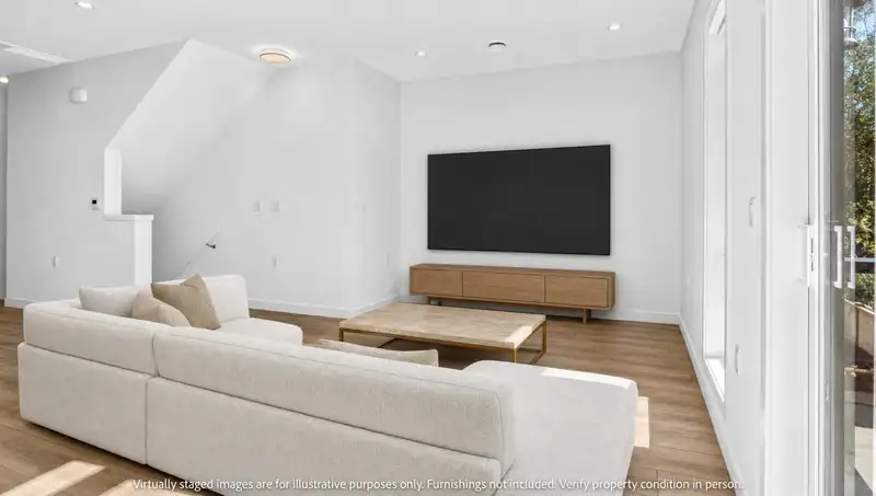 15 4337 BOUNDARY ROAD - photo 4 of 28