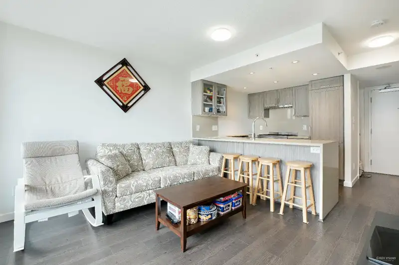 914 5665 BOUNDARY ROAD - photo 2 of 31