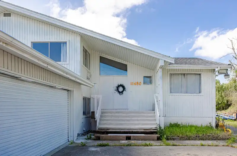 11480 GRANVILLE AVENUE - photo 1 of 32
