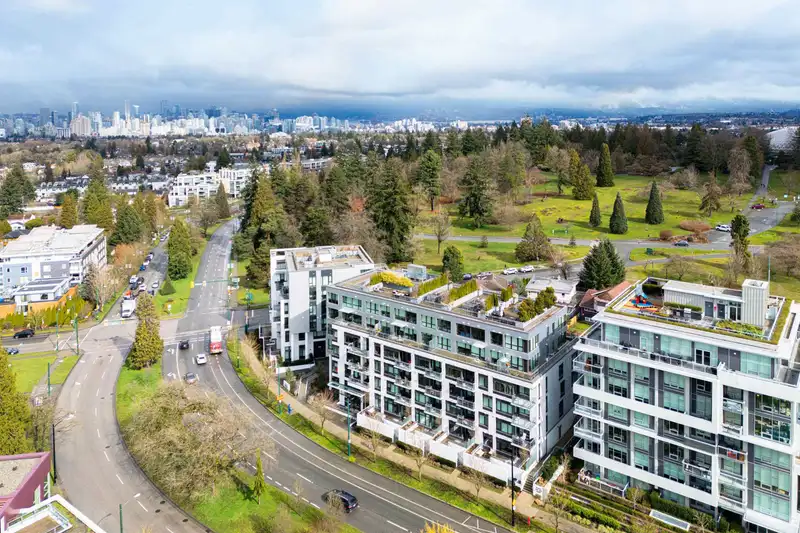 104 4932 CAMBIE STREET - photo 2 of 33