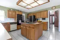 1859 WALNUT CRESCENT - thumbnail 14