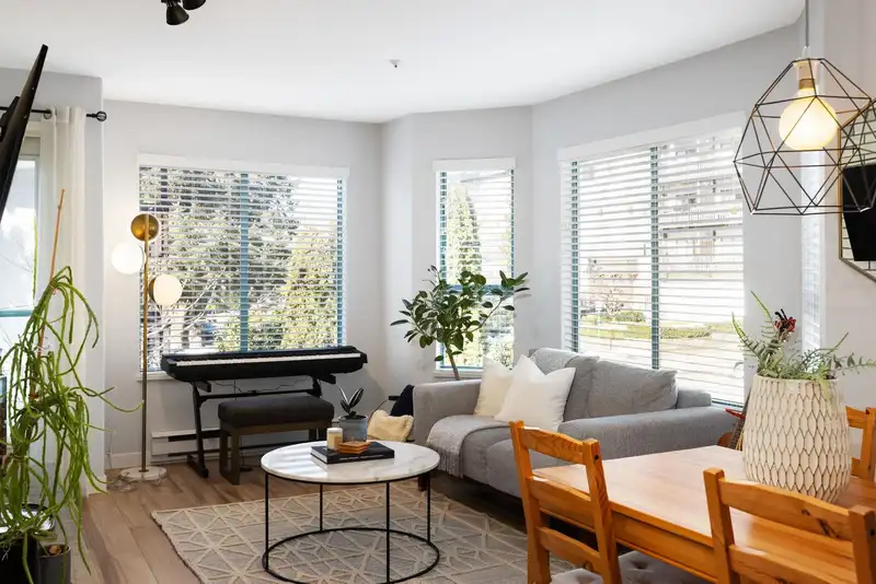 204 111 W 5TH STREET - photo 4 of 23