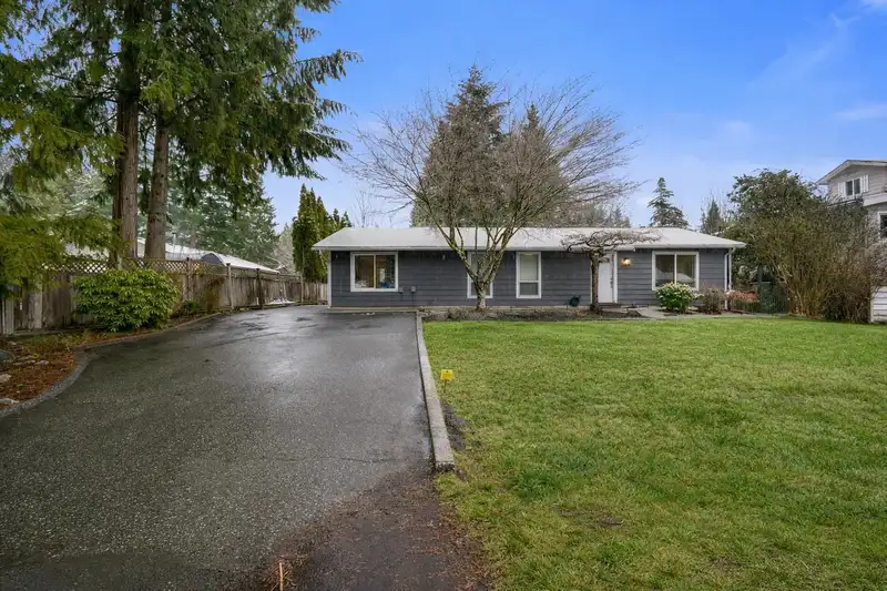 40410 PERTH DRIVE - photo 4 of 25