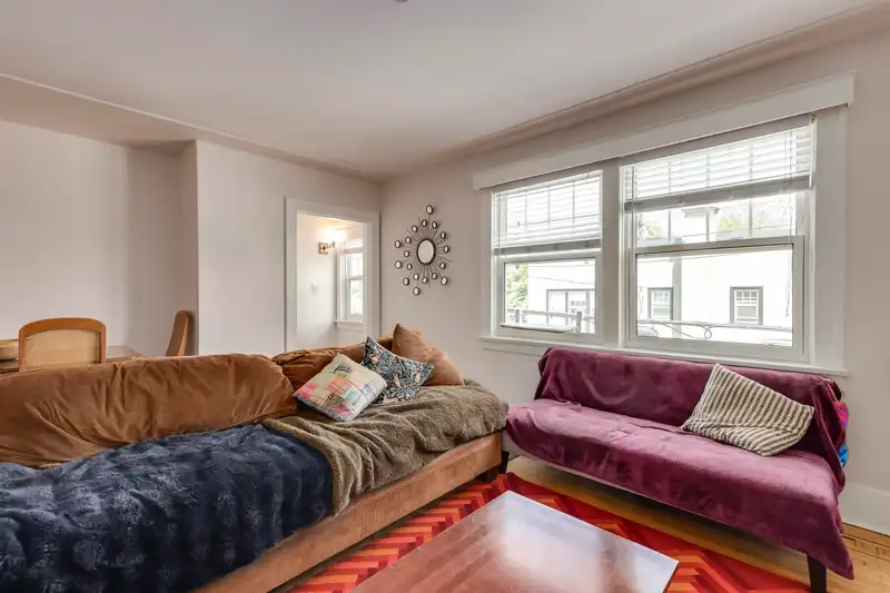 305 1545 W 13TH AVENUE - photo 3 of 22