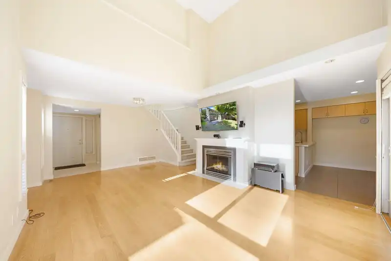 13 8000 HEATHER STREET - photo 3 of 30