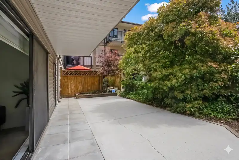 111 6931 COONEY ROAD - photo 4 of 23