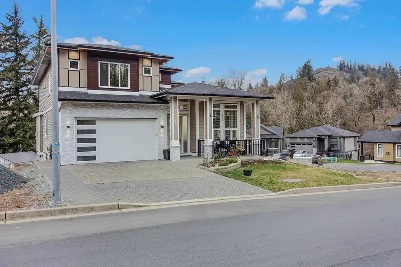 33945 TOOLEY PLACE - photo 1 of 40