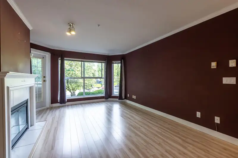 204 7435 121A STREET - photo 4 of 29