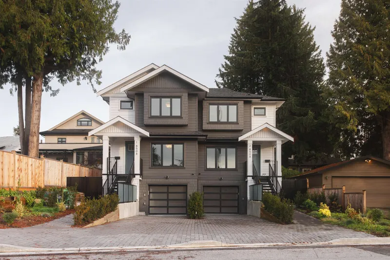 2 8508 EAST BOULEVARD - photo 2 of 15