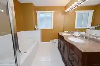 2995 PINETREE CLOSE - thumbnail 25