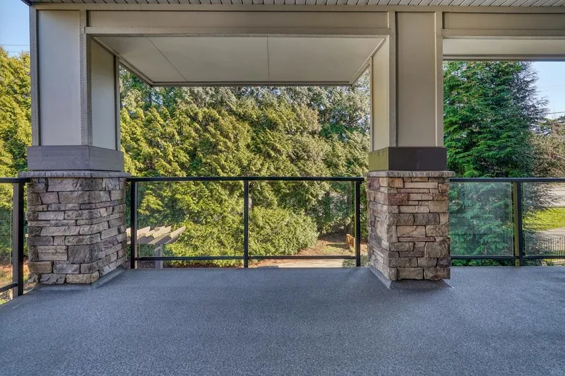 214 15195 36 AVENUE - photo 3 of 25