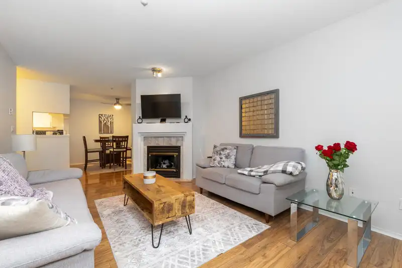 101 2231 WELCHER AVENUE - photo 4 of 21
