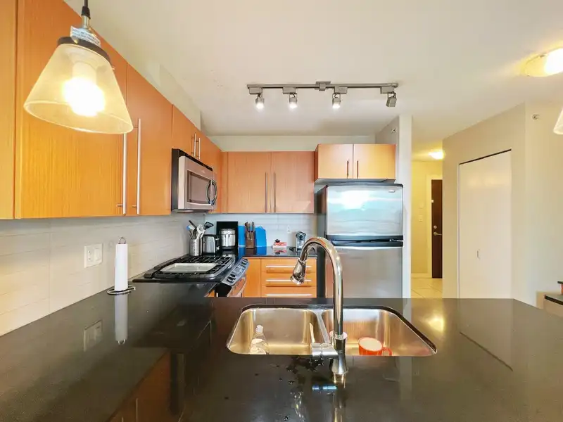 1808 4888 BRENTWOOD DRIVE - photo 3 of 21