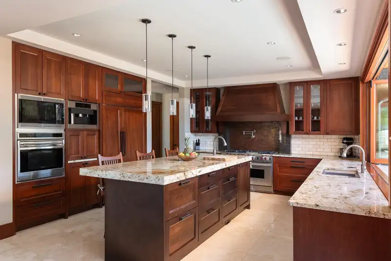 4230 LIONS AVENUE - photo 4 of 23